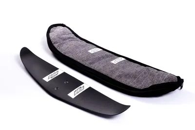 Переднее крыло фойла AXIS Foils 340 Freeride Small Carbon Rear Wing — крупный план