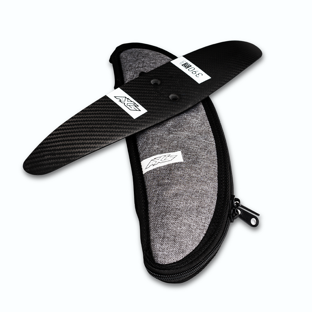 Переднее крыло фойла AXIS Foils 390 Freeride Small Carbon Rear Wing — крупный план