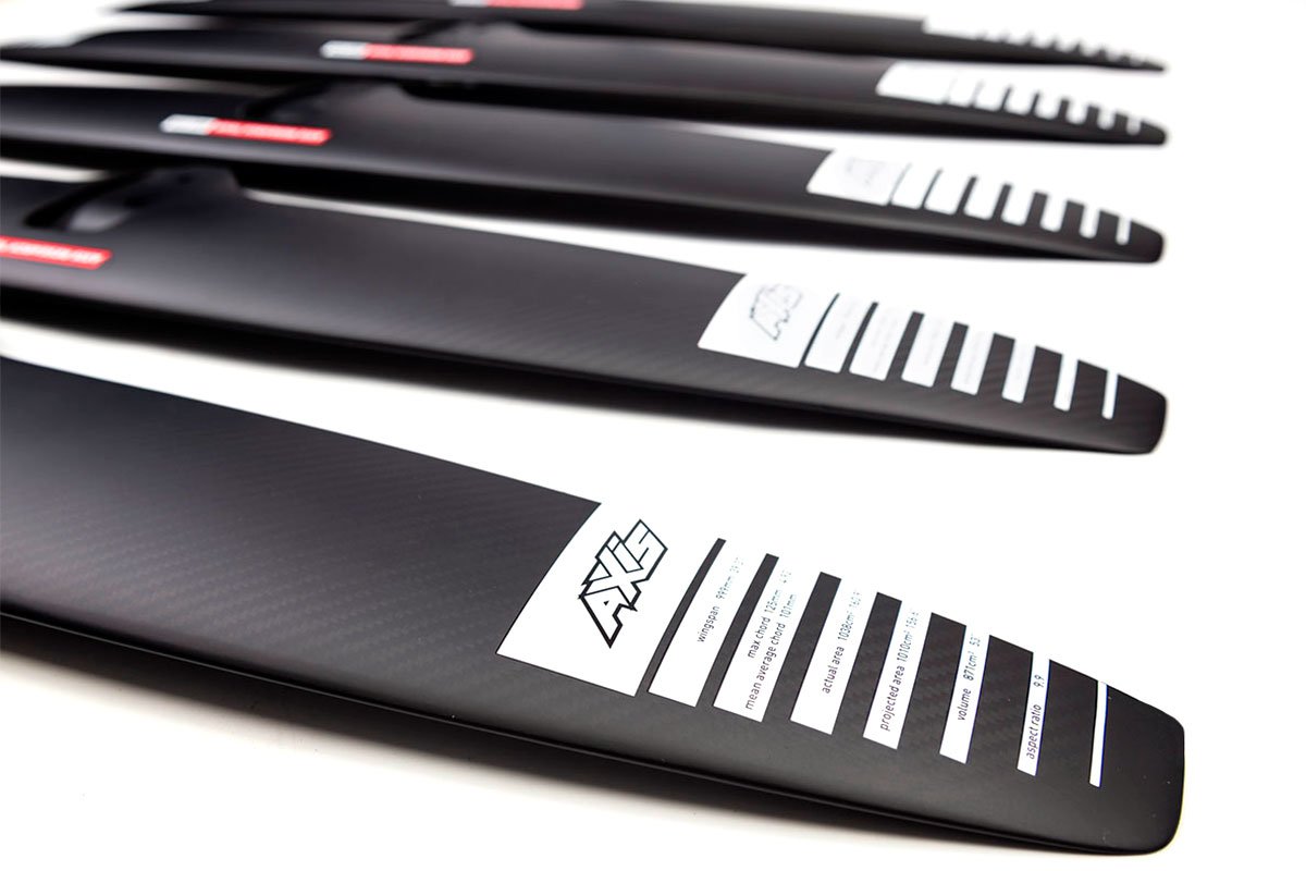 Переднее крыло фойла AXIS Foils ART 899 Carbon Hydrofoil Wing — close-up