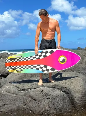 Сёрф-доска Catch Surf Bat Tail Quad (5'8") // T&C Surf Designs® — вид сверху