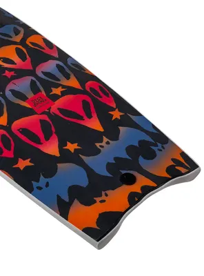 Сёрф-доска Catch Surf Beater Original 54 // Finless x Ozzy Wrong Model — в работе на воде