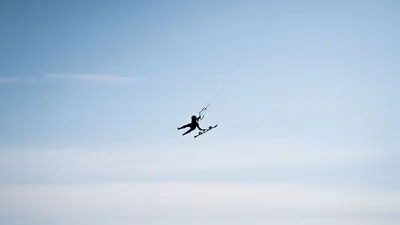 Flysurfer SHOT Kiteboard — side view