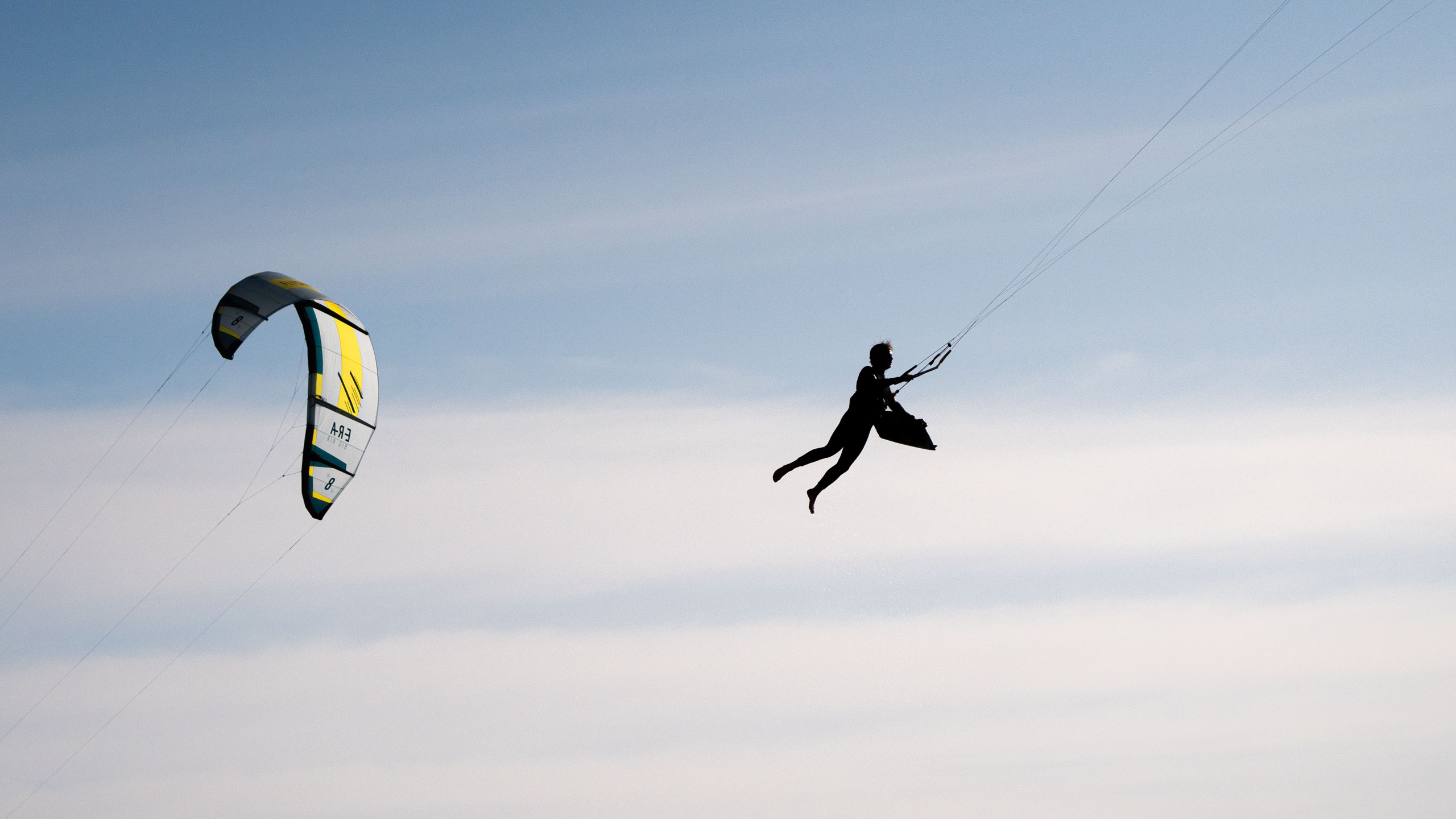 Flysurfer SHOT Kiteboard — construction detail