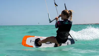 Flysurfer STAGE2 Kiteboard — side view