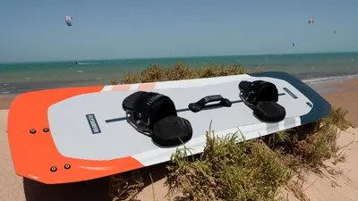 Flysurfer STAGE2 Kiteboard — construction detail