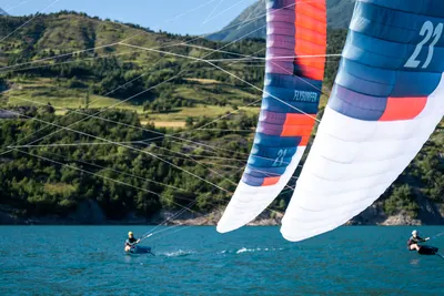 Flysurfer VMG3 Kite — in action on the water
