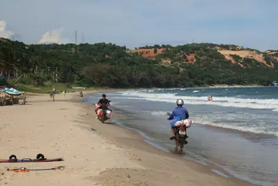 Kite season in Vietnam, Sandunes beach, Mui Ne