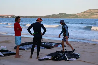 Wingfoil in Mui Ne: a K1 lesson, Sandunes beach, Mui Ne