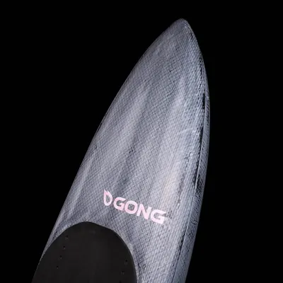 Доска для фойла GONG Factory Wing Foil Board Cruzader Point 5'10 x 17 1/2" Light FSP Pro — крупный план