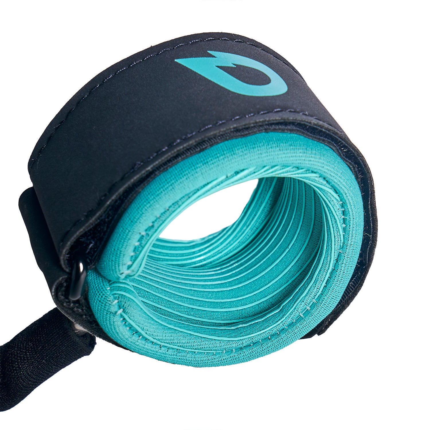 GONG Wing Bungee Leash Poignet Leash — in action on the water