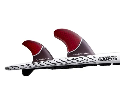Плавник GONG Fin Set Side Or Quad Rear Red Honeycomb 90mm 3" 1/2 — детали конструкции