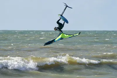 Мачта фойла GONG Foil Carbon Mast V2 — крупный план