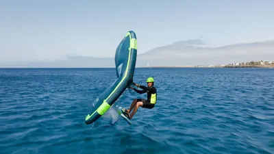 Переднее крыло фойла GONG Foil Front Wing Pro Ypra Slalom V2 - Black — крупный план