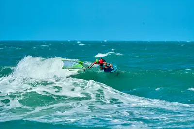 Переднее крыло фойла GONG Foil Front Wing Ypra Surf-Freestyle V2 — в работе на воде