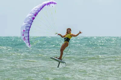 Переднее крыло фойла GONG Foil Front Wing Curve V3 Atmo - Perf Series — крупный план