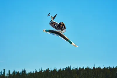 Переднее крыло фойла GONG Foil Front Wing Ypra Freestyle Micro V3 Atmo - Pro Team Series — крупный план