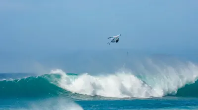 Переднее крыло фойла GONG Foil Front Wing Ypra Surf Fast V3 Atmo - Pro Team Series — крупный план