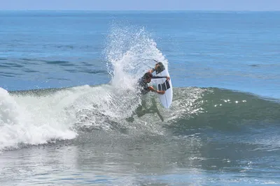 Сёрф-доска GONG Surf Fury PU — в работе на воде