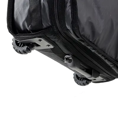 Чехол GONG Surf Travel Bag Wheel 4 Boards — крупный план