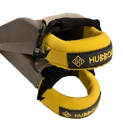 Плавник Hubboards Deluxe Fin Tethers — крупный план