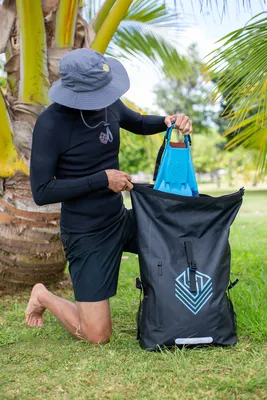 Аксессуар Hubboards 35 Liter- Wet/Dry Back Pack — детали конструкции