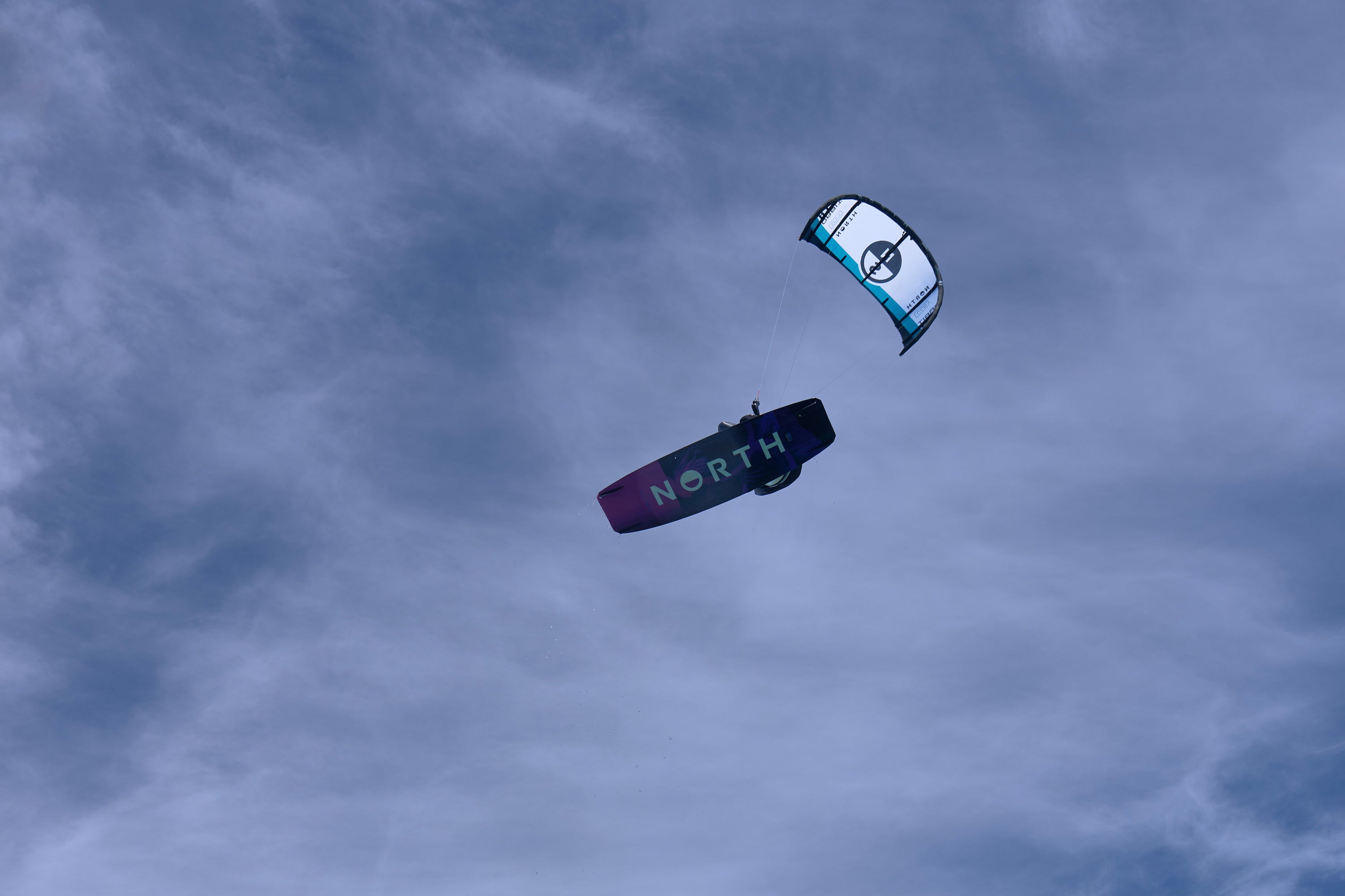 Кайтборд North Astra TT Board — в работе на воде