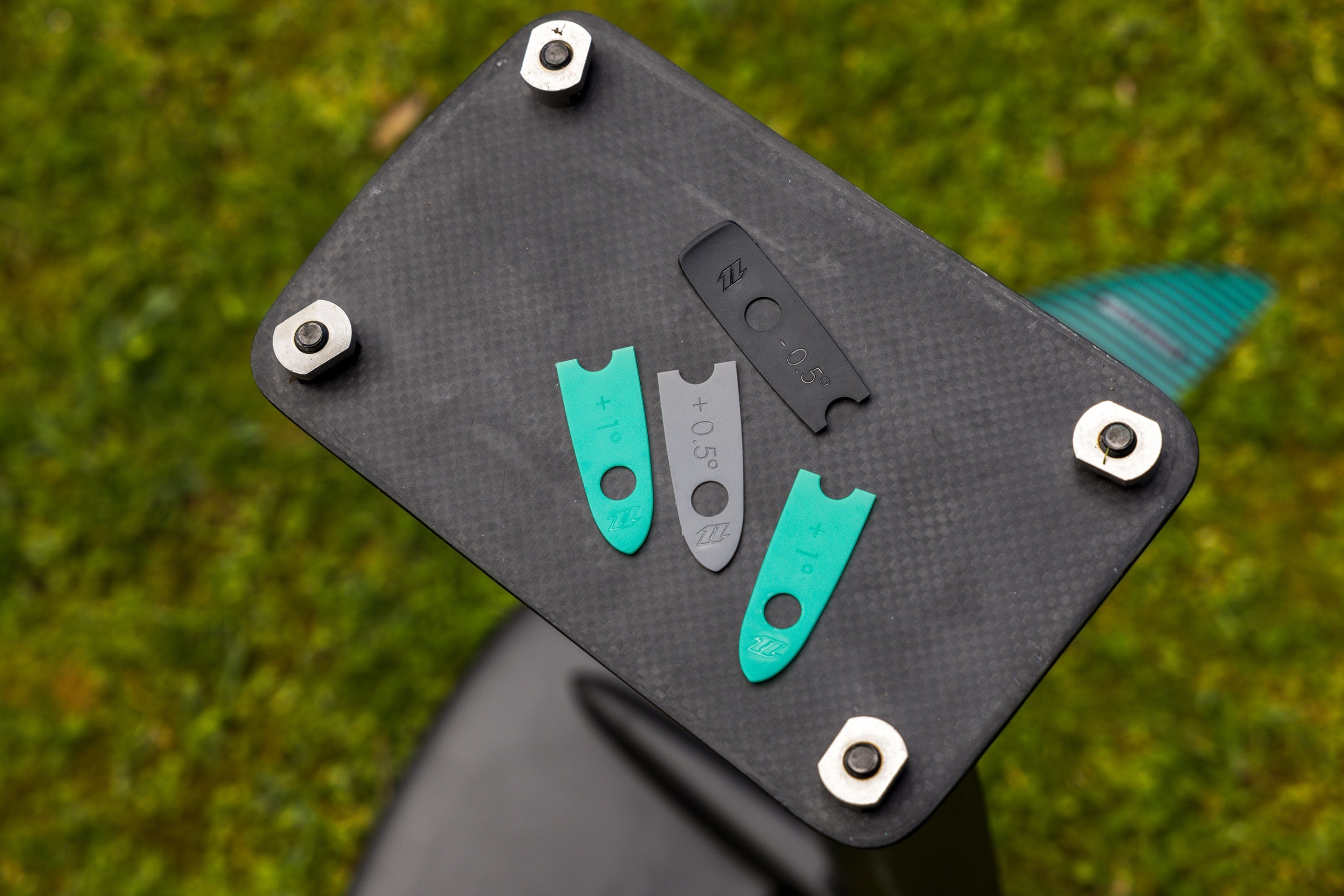 Стабилизатор фойла North Sonar Stabilizer Shim Kit — вид сверху