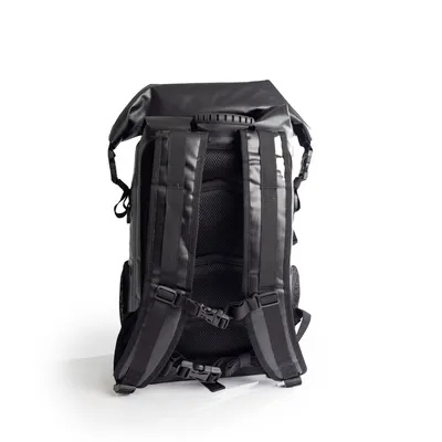 Чехол Ocean & Earth Elements Wetsuit Bag — в работе на воде