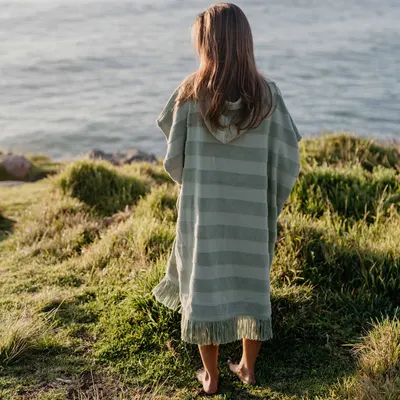 Комплектующие Ocean & Earth Ladies Layz Poncho — вид сбоку