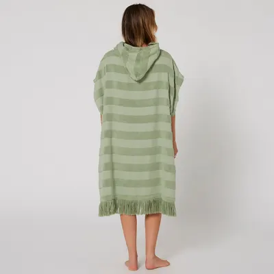 Комплектующие Ocean & Earth Ladies Layz Poncho — крупный план