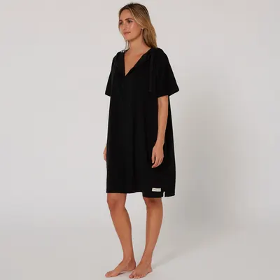 Комплектующие Ocean & Earth Ladies V-Neck Hooded Poncho — крупный план
