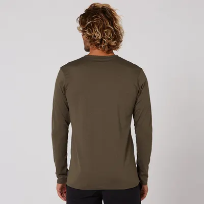Гидрокостюм Ocean & Earth Mens Surf Long Sleeve Rash Shirt — крупный план