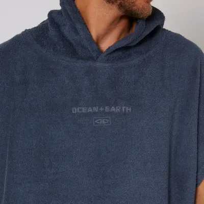 Комплектующие Ocean & Earth Mens Terry Hooded Poncho — в работе на воде