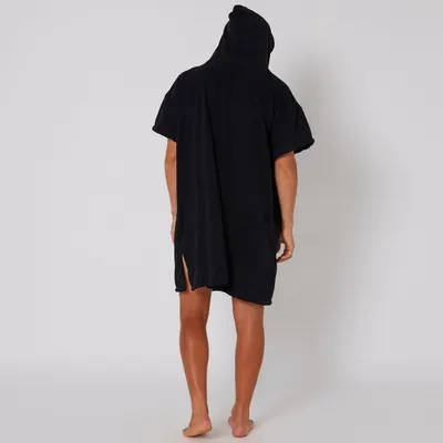 Комплектующие Ocean & Earth Dawnbreaker Hooded Poncho — крупный план