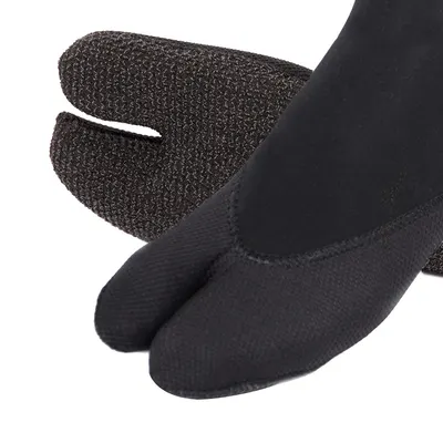 Гидрокостюм Ocean & Earth Free Flex Slipper 2mm — в работе на воде