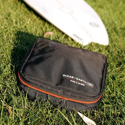 Чехол Ocean & Earth Fin Case — крупный план