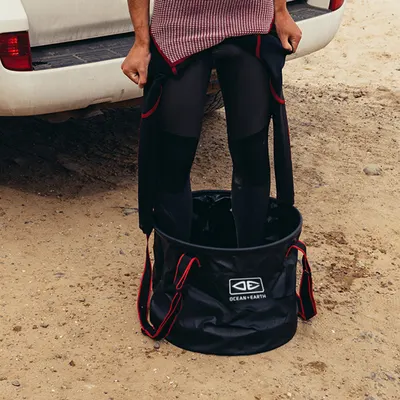 Гидрокостюм Ocean & Earth High N' Dry Collapsible Wetty Bucket — в работе на воде