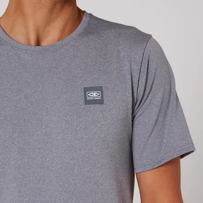 Гидрокостюм Ocean & Earth Mens Surf Short Sleeve Rash Shirt — в работе на воде