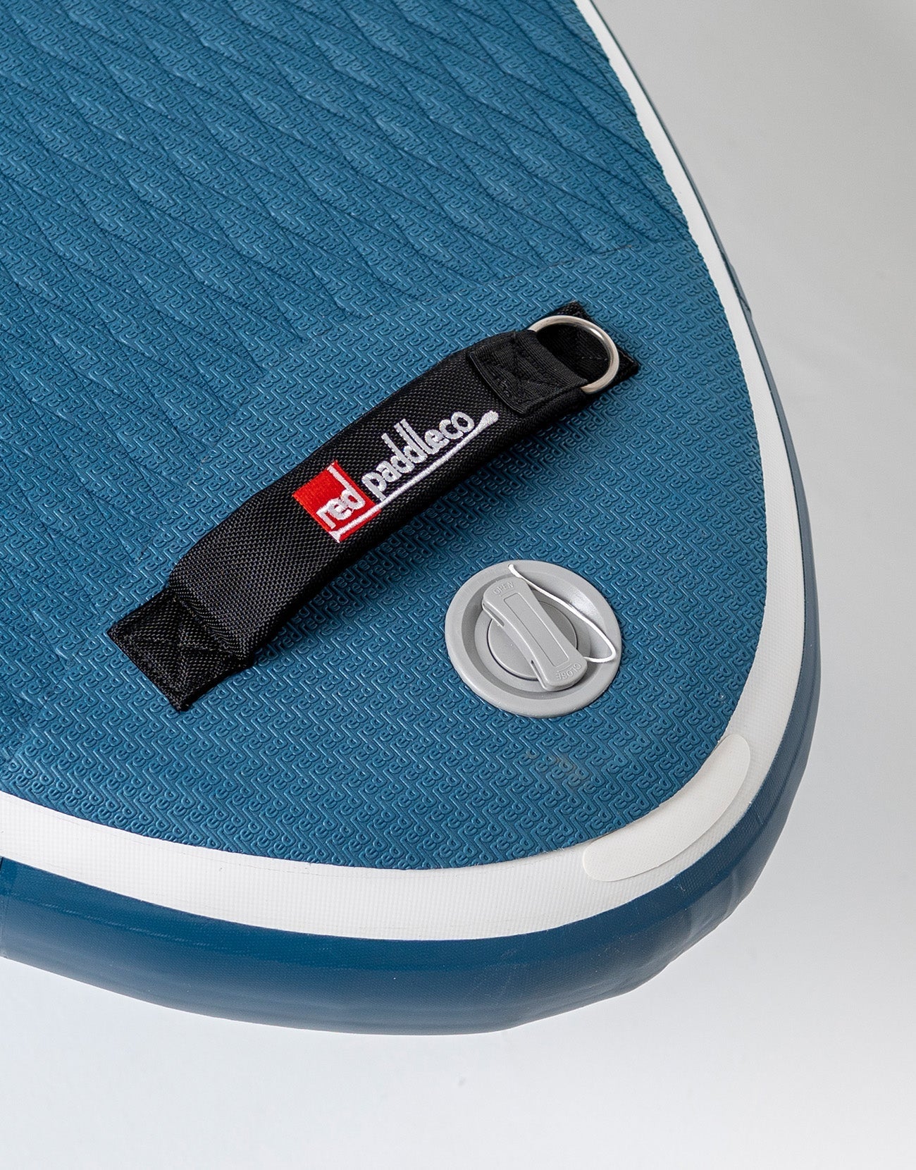 Надувная SUP-доска Red Paddle Co 10'8" Ride MSL Inflatable Paddle Board Package. — в работе на воде