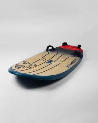 Виндсёрф-доска Starboard 2024 iSonic Windsurf Board — в работе на воде