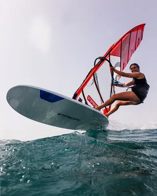 Виндсёрф-доска Starboard 2025 Carve Windsurf Board — вид сверху