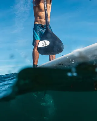 Весло для SUP Starboard 2025 Enduro Carbon Paddle — вид сбоку