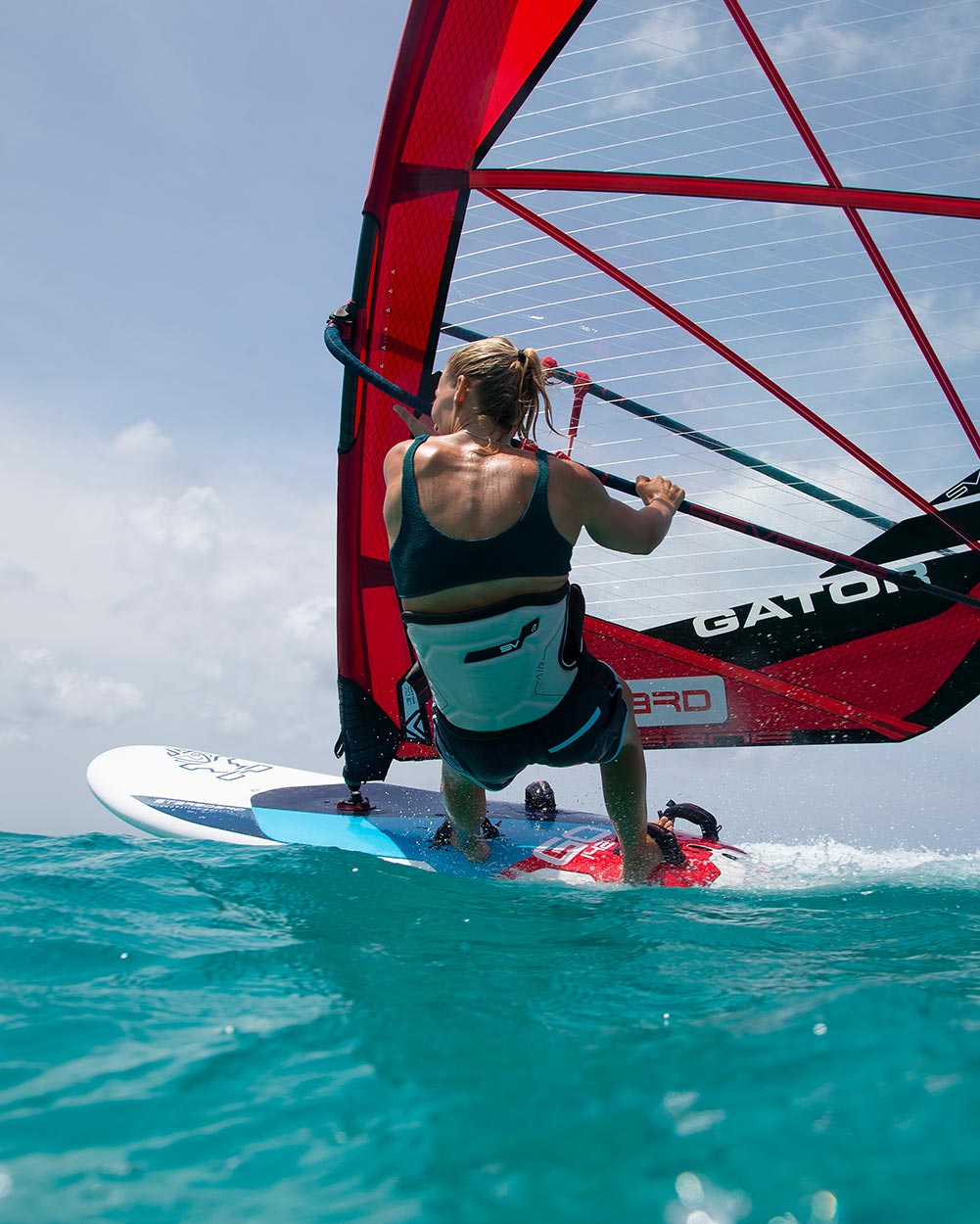 Виндсёрф-доска Starboard 2025 GO Windsurf Board — вид сбоку