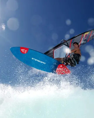 Виндсёрф-доска Starboard 2025 Hyper Windsurf Board — вид сбоку