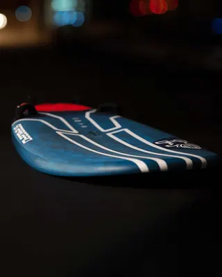 Виндсёрф-доска Starboard 2025 iSonic Windsurf Board — крупный план