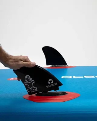 Виндсёрф-доска Starboard iSTART 2 Inflatable Windsurf Board — крупный план