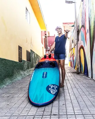 Виндсёрф-доска Starboard 2025 Kode Windsurf Board — крупный план