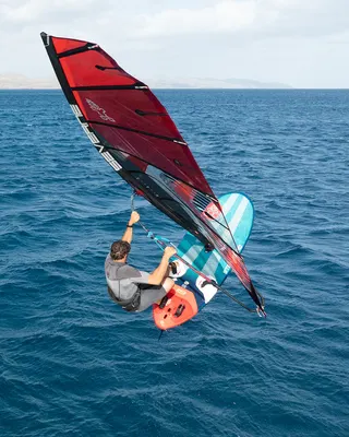 Виндсёрф-доска Starboard Carve Windsurf Board — вид сбоку