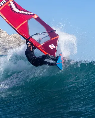 Виндсёрф-доска Starboard 2026 Hyper Windsurf Board — вид сбоку