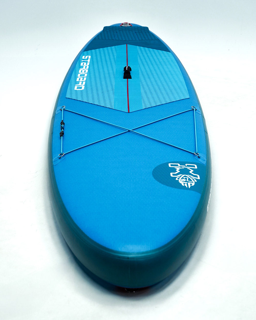 Надувная SUP-доска Starboard iGO One Inflatable Board with Paddle — крупный план